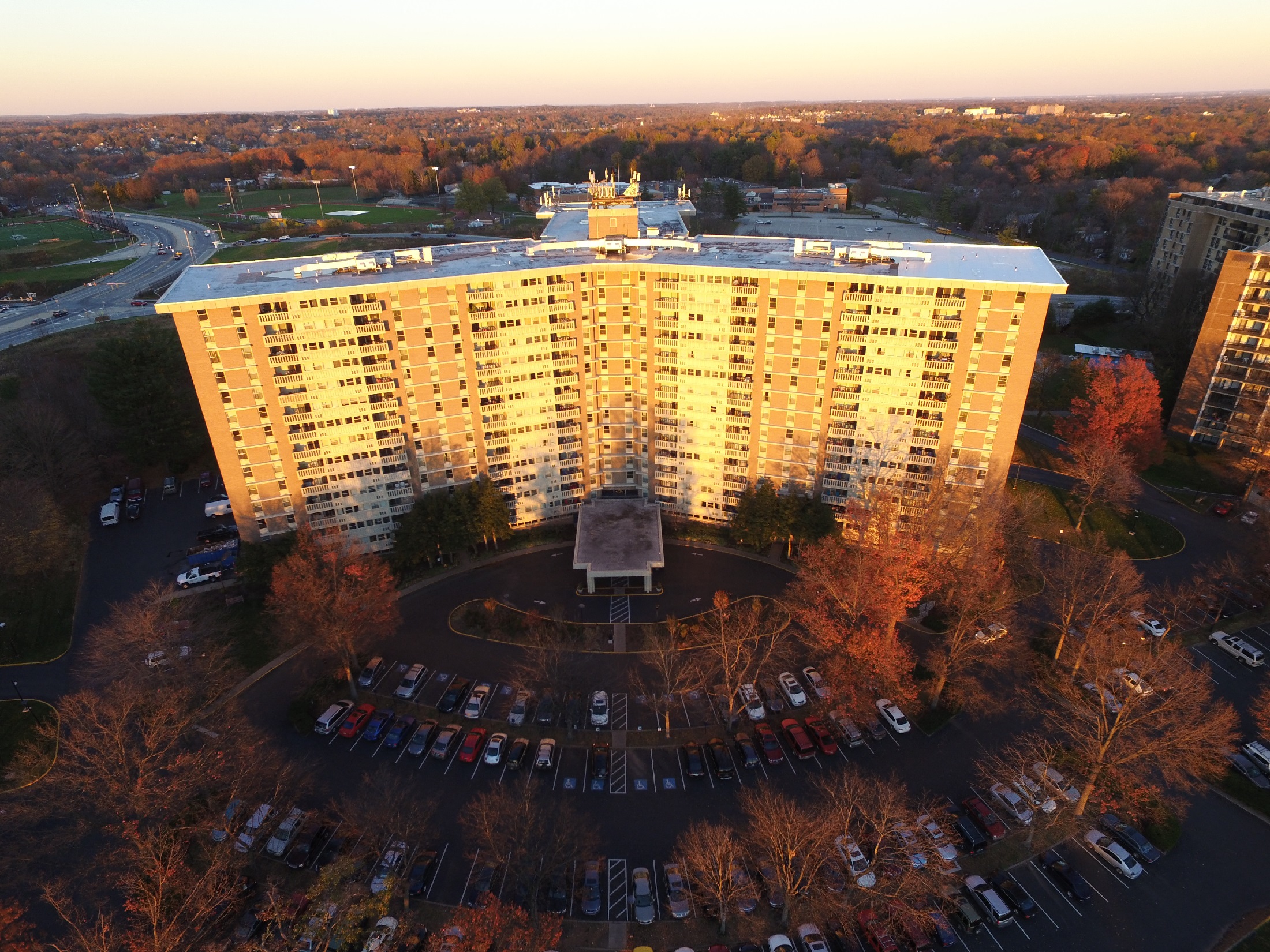 Aerial view of building 3, showing parking spaces and balconies.